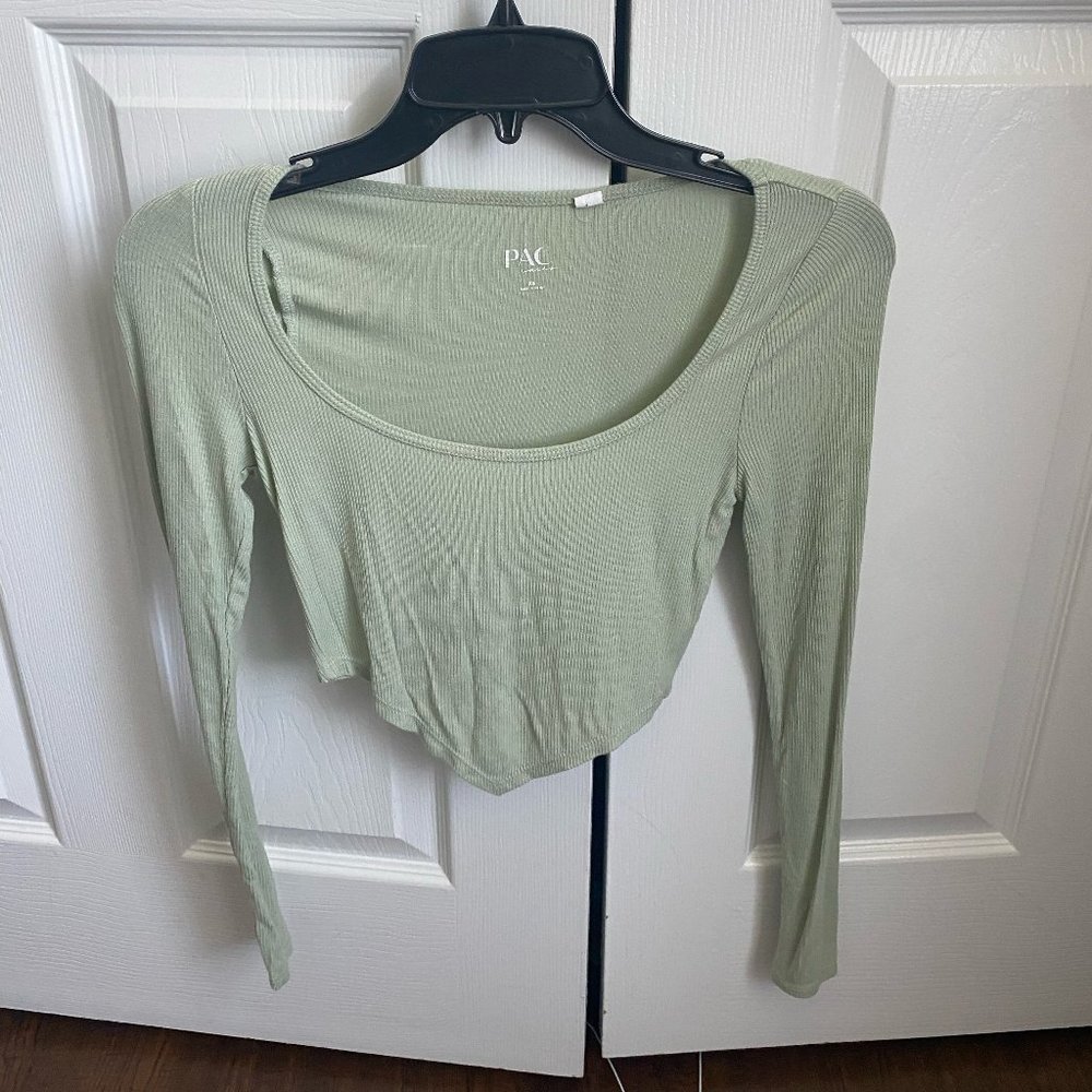 PacSun long sleeve green crop top